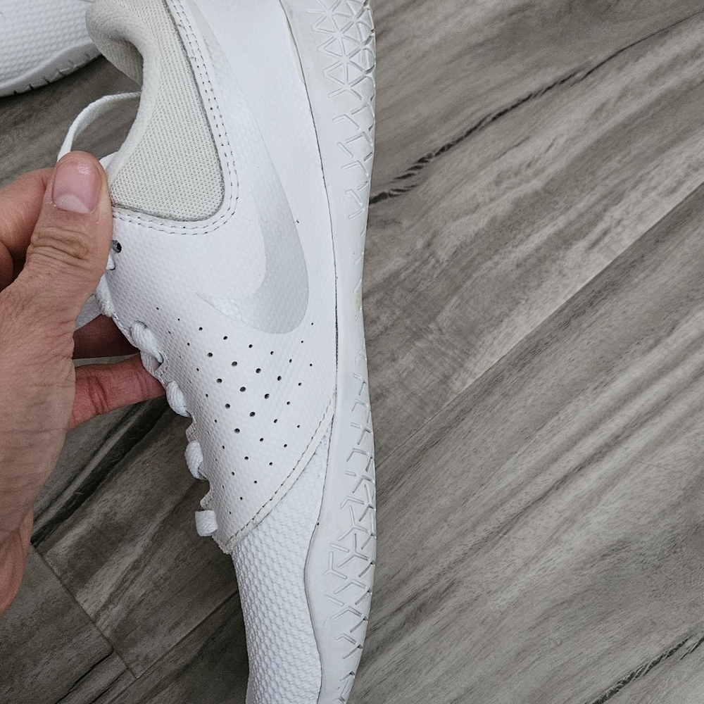 Nike cheer shoe